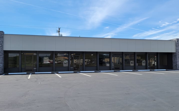 Pictures of Retail, Office, Restaurant property located at 453 Oregon Way, Longview, WA 98632 for lease - image #1