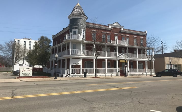 Pictures of Retail, Restaurant property located at 2651 W Jefferson, Trenton, MI 48183 for lease - image #1