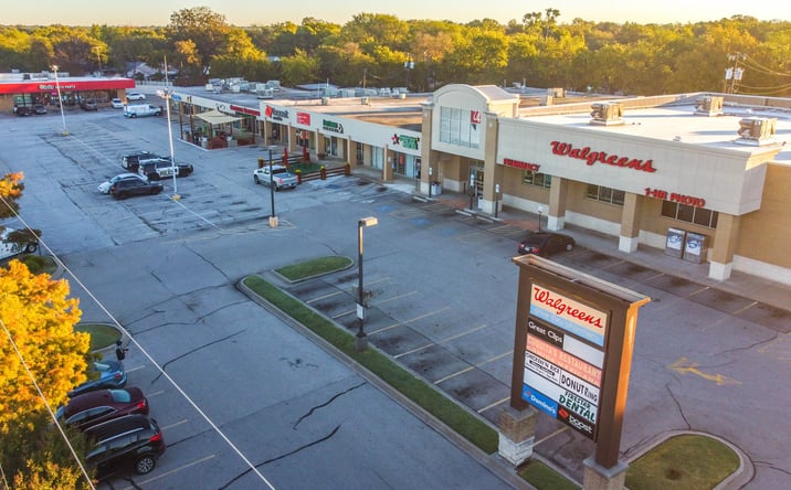 Pictures of Retail property located at 13260 Josey Lane, Farmers Branch, TX 75234 for lease - image #1