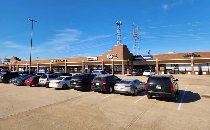 Pictures of Retail property located at 2011 W Spring Creek Pkwy, Plano, TX 75023 for lease - image #1