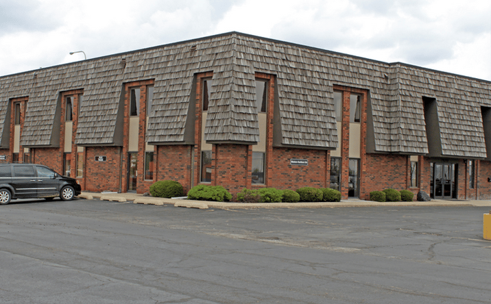 Pictures of Office property located at 7820 N UNIVERSITY, Peoria, IL 61614 for lease - image #1
