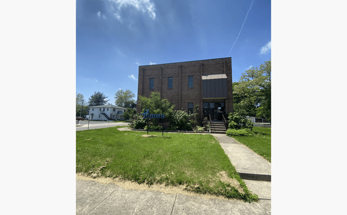 Pictures of Office property located at 4425 N High St, Columbus, OH 43214 for lease - image #1