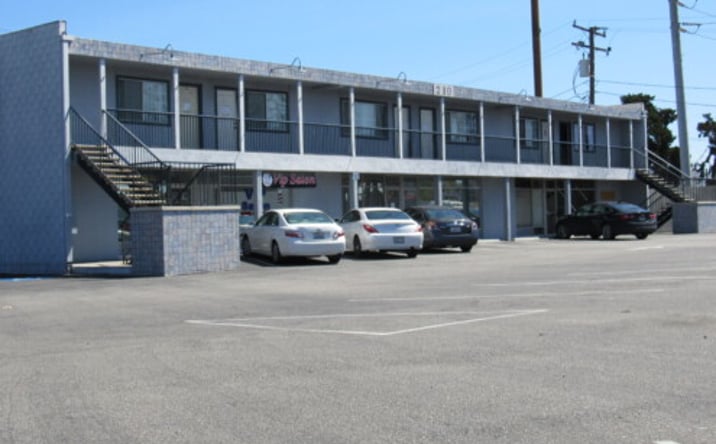 Pictures of Office property located at 210 St Marys Dr, Oxnard, CA 93036 for lease - image #1
