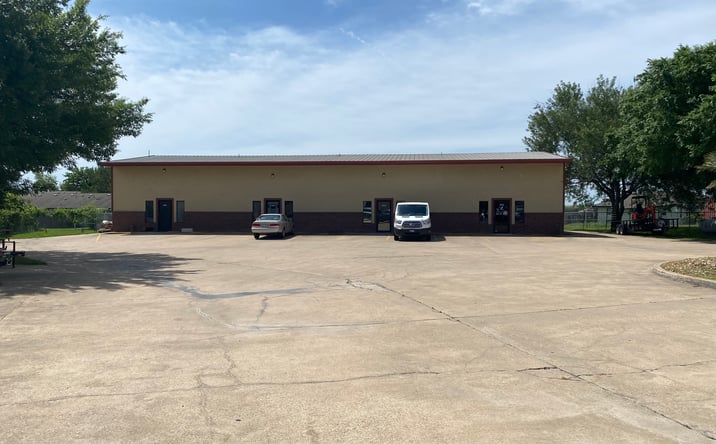 Pictures of Office, Industrial property located at 623 W Front St, Hutto, TX 78634 for lease - image #1