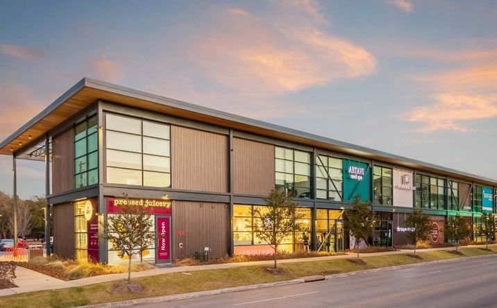 Pictures of Retail, Restaurant property located at 714 Yale St, Houston, TX 77007 for lease - image #1