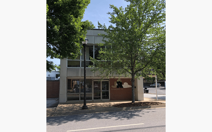 Pictures of Office, Restaurant property located at 26 W Church St, Martinsville, VA 24112 for lease - image #1