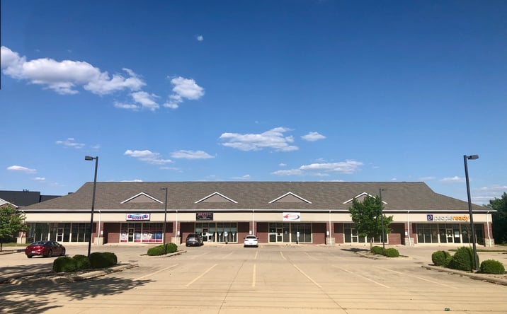 Pictures of Retail, Office property located at 1720 S Philo Rd, Urbana, IL 61802 for lease - image #1