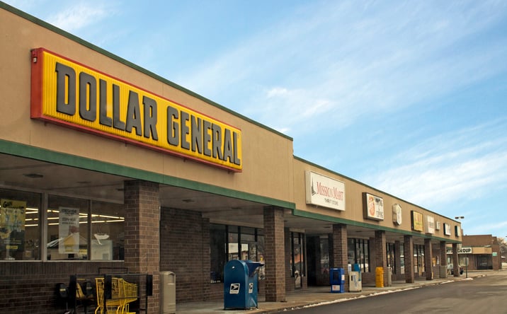 Pictures of Retail, Restaurant property located at 2400 E Washington St, East Peoria, IL 61611 for lease - image #1