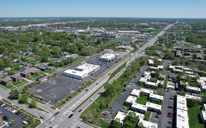 Pictures of Retail, Land, Restaurant property located at 2041 Richmond Rd, Lexington, KY 40502 for lease - image #1
