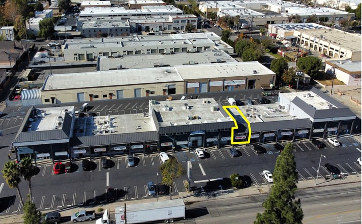 Pictures of Retail, Office property located at 8901 - 8941 De Soto Ave, Canoga Park, CA 91304 for lease - image #1