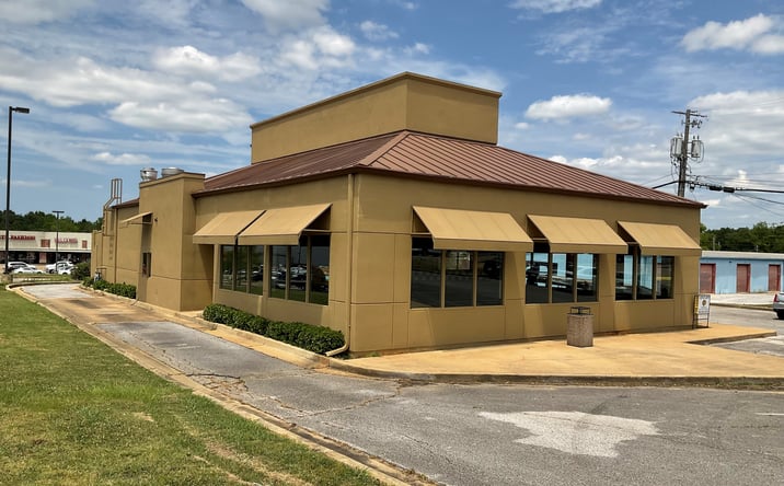 Pictures of Retail, Restaurant property located at 2222 W Main St, Tupelo, MS 38801 for lease - image #1
