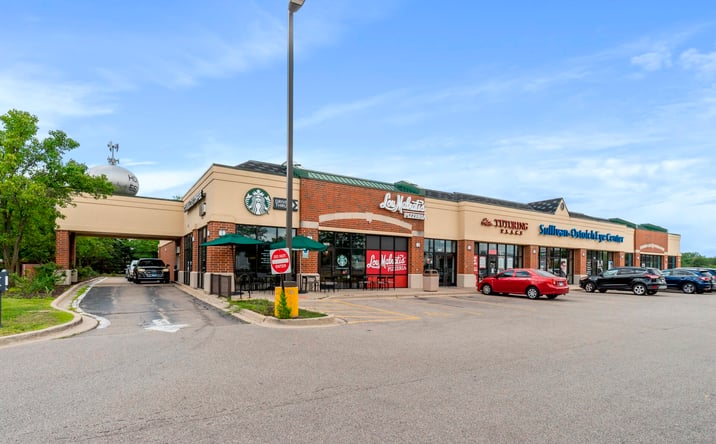 Pictures of Retail property located at 1405 Palatine Rd, Hoffman Estates, IL 60192 for lease - image #1