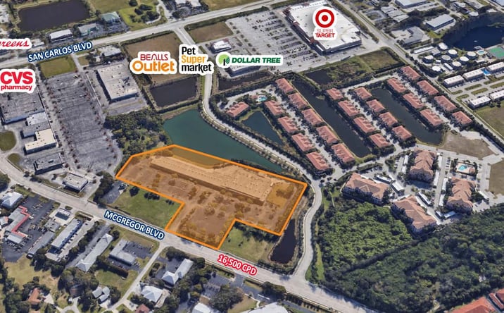 Pictures of Retail property located at 15675 McGregor Blvd, Fort Myers, FL 33908 for lease - image #1