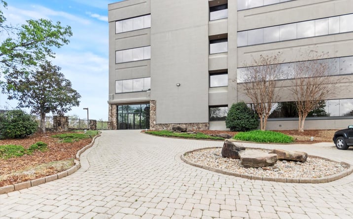 Pictures of Office property located at 215 Wynn Dr NW, Huntsville, AL 35805 for lease - image #1