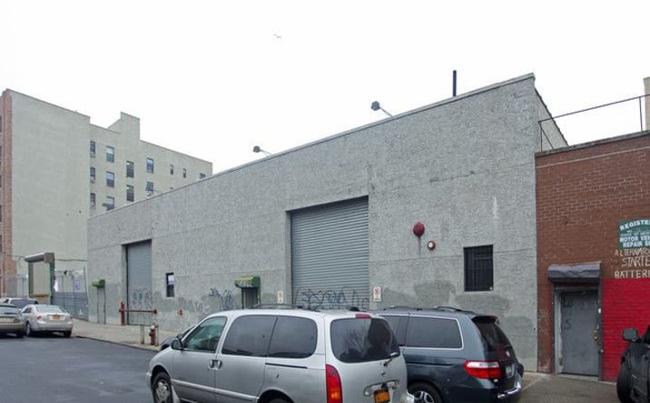Pictures of Industrial property located at 687-689 E 137th, The Bronx, NY 10454 for lease - image #1