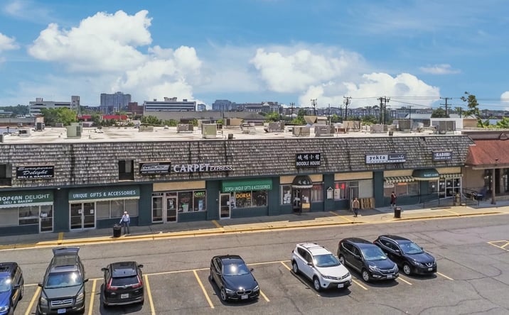 Pictures of Retail, Office property located at 1488 Rockville Pike, Rockville, MD 20852 for lease - image #1