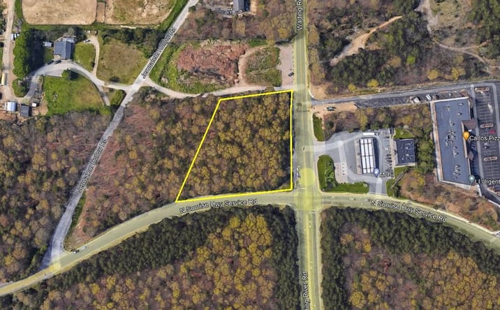 Pictures of Land property located at N. Service Road of Sunrise Highway & Wading River Road, Center Moriches, NY 11934 for lease - image #1