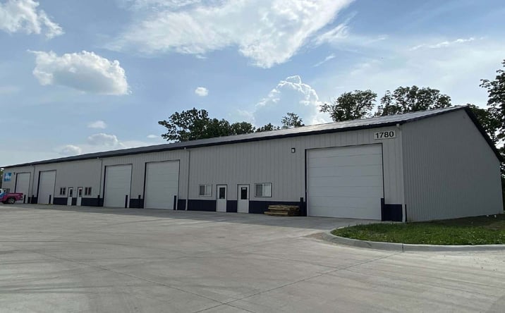 Pictures of Industrial property located at 1780 Robins Rd, Hiawatha, IA 52233 for lease - image #1