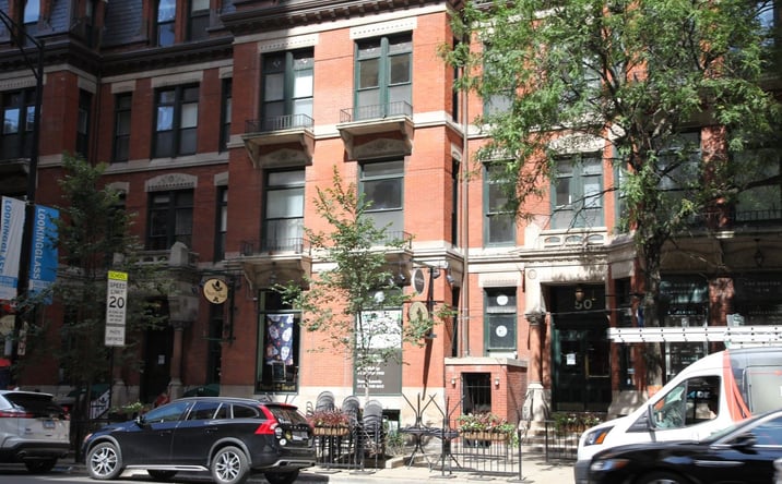 Pictures of Retail, Restaurant property located at 50 E Chicago Ave, Chicago, IL 60611 for lease - image #1