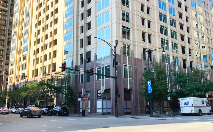 Pictures of Retail, Restaurant property located at 33 W Ontario St, Chicago, IL 60654 for lease - image #1