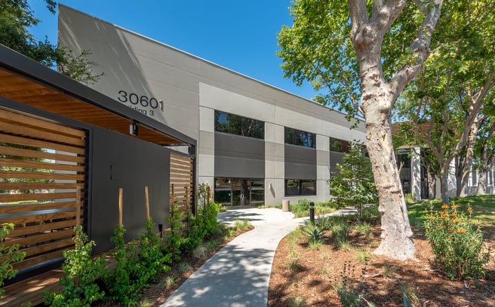 Pictures of Office property located at 30601 Agoura Rd, Agoura Hills, CA 91301 for lease - image #1