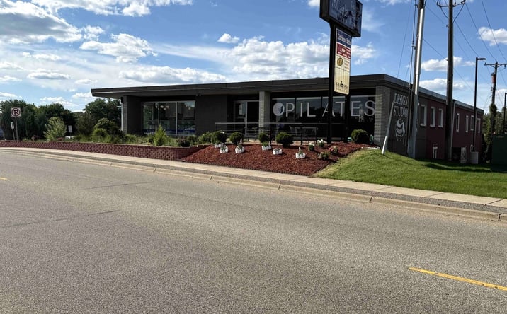 Pictures of Retail, Office property located at 6480 Wayzata Blvd, Golden Valley, MN 55426 for lease - image #1