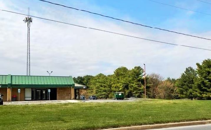Pictures of Retail property located at 3900 Ten Oaks Rd, Glenelg, MD 21737 for lease - image #1