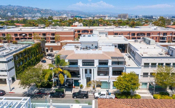 Pictures of Retail, Restaurant property located at 238 N Canon Dr, Beverly Hills, CA 90210 for lease - image #1
