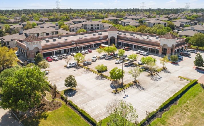 Pictures of Retail property located at 8650 N Sam Houston Pkwy E, Humble, TX 77396 for lease - image #1