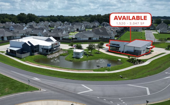 Pictures of Retail property located at 300 W Fairfield Dr, Broussard, LA 70518 for lease - image #1