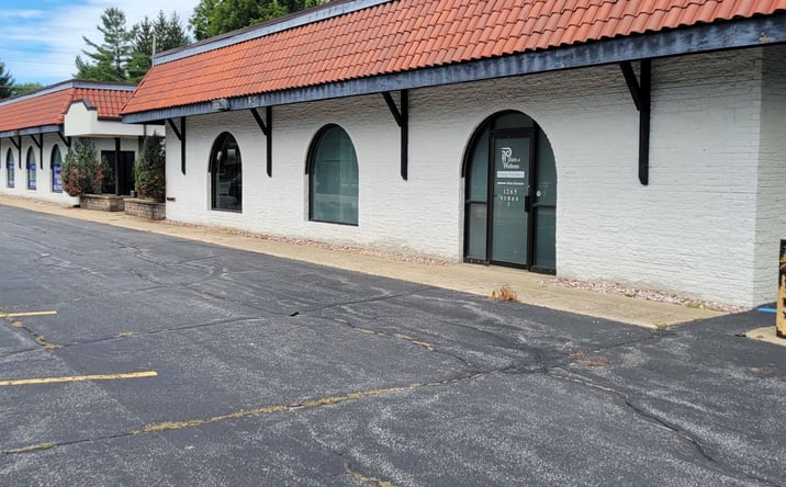 Pictures of Retail, Office property located at 1265 S Lake Park Ave, Hobart, IN 46342 for lease - image #1