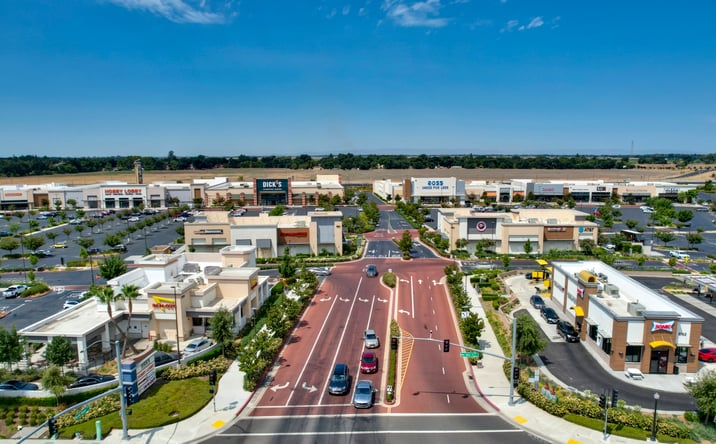 Pictures of Retail property located at 8100 Delta Shores Cir S, Sacramento, CA 95832 for lease - image #1