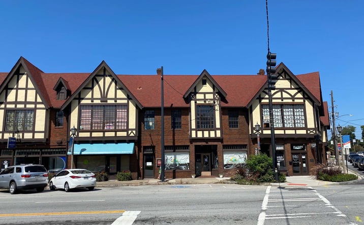 Pictures of Office property located at 122 N Avondale Rd, Avondale Estates, GA 30002 for lease - image #1