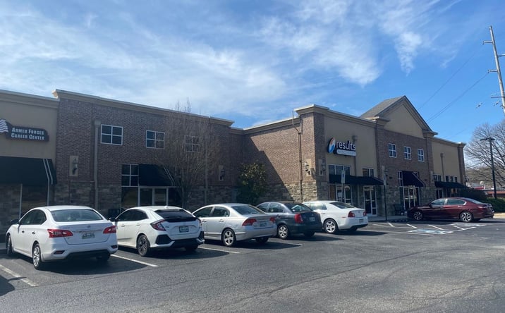 Pictures of Retail property located at 5228 N Broadway St, Knoxville, TN 37918 for lease - image #1