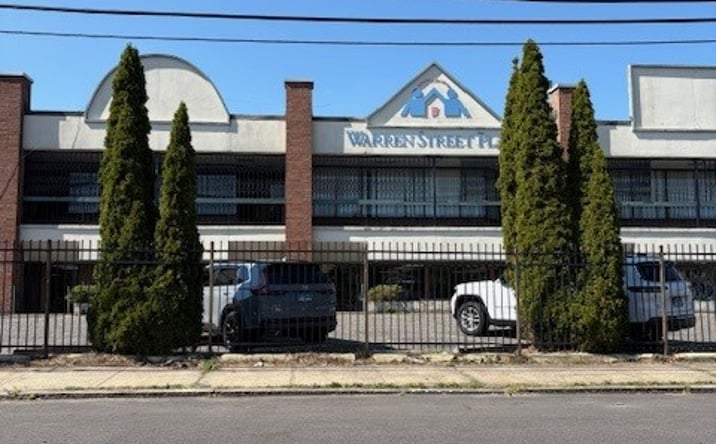 Pictures of Retail, Office property located at 215 Warren St, Bridgeport, CT 06604 for lease - image #1