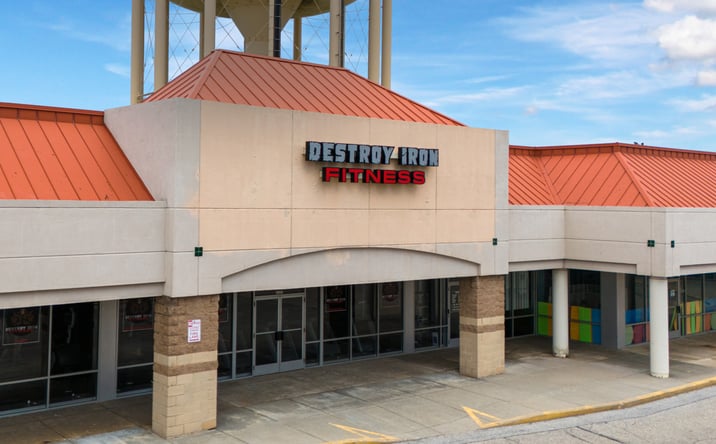 Pictures of Retail, Office, Restaurant property located at 2211-2417 S Green Bay Rd, Racine, WI 53406 for lease - image #1