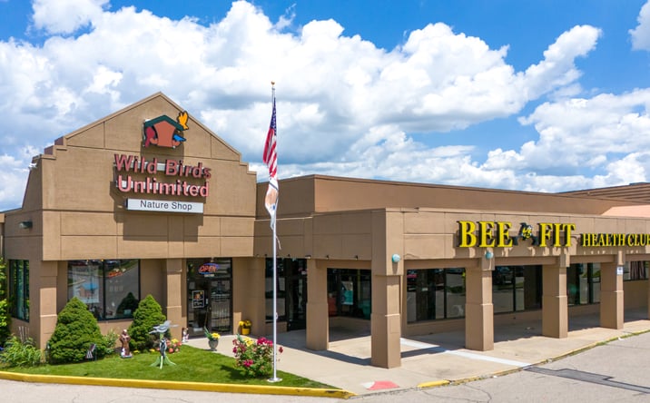 Pictures of Retail, Office, Restaurant property located at 1102-1192 W Kemper Rd, Cincinnati, OH 45240 for lease - image #1