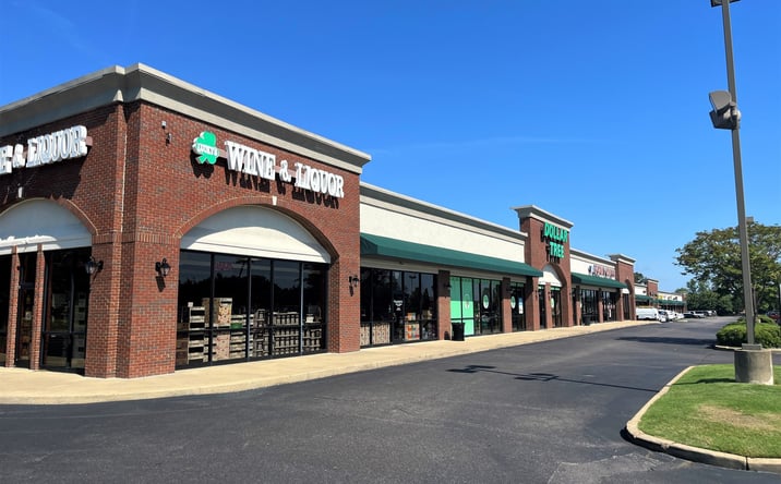 Pictures of Retail property located at 7037-7169 Hacks Cross Road, Olive Branch, MS 38654 for lease - image #1