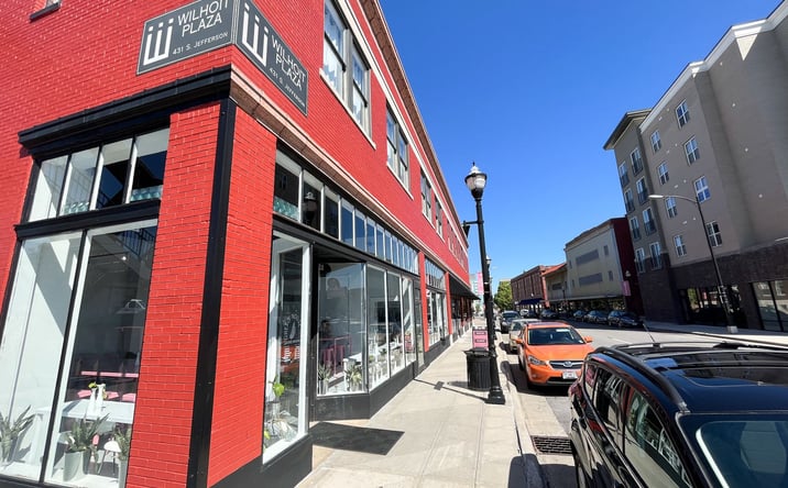 Pictures of Retail, Office, Restaurant property located at 431 S Jefferson Ave, Springfield, MO 65806 for lease - image #1