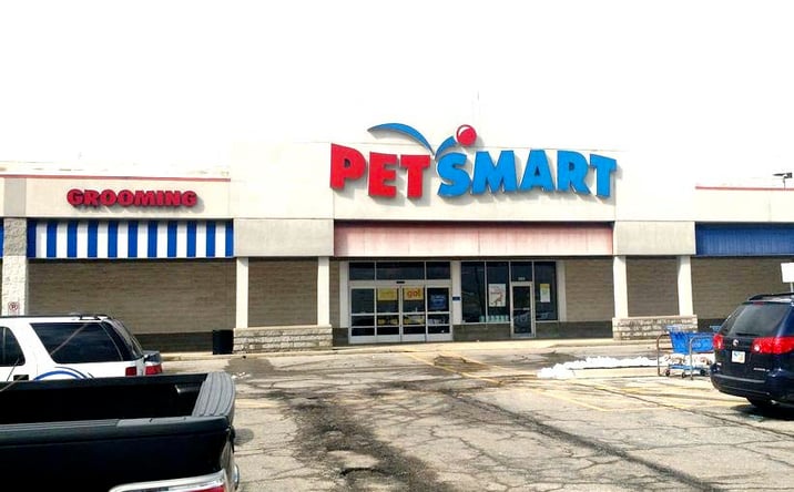 Pictures of Retail property located at 205 Midway Blvd, Elyria, OH 44035 for lease - image #1