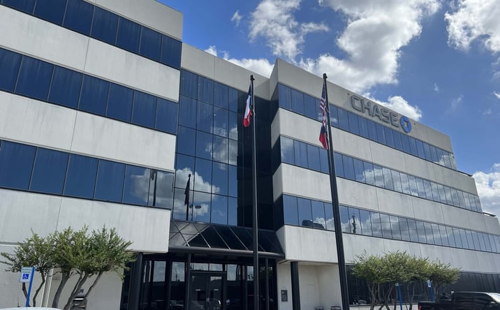 Pictures of Office property located at 19747 US-59, Humble, TX 77338 for lease - image #1