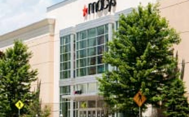 Pictures of Retail property located at 590 Pittsburgh Mills Cir, Tarentum, PA 15084 for lease - image #1
