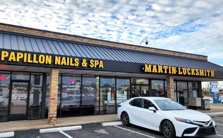 Pictures of Retail, Office, Restaurant property located at 2220-2234 W Park Row Dr, Pantego, TX 76013 for lease - image #1