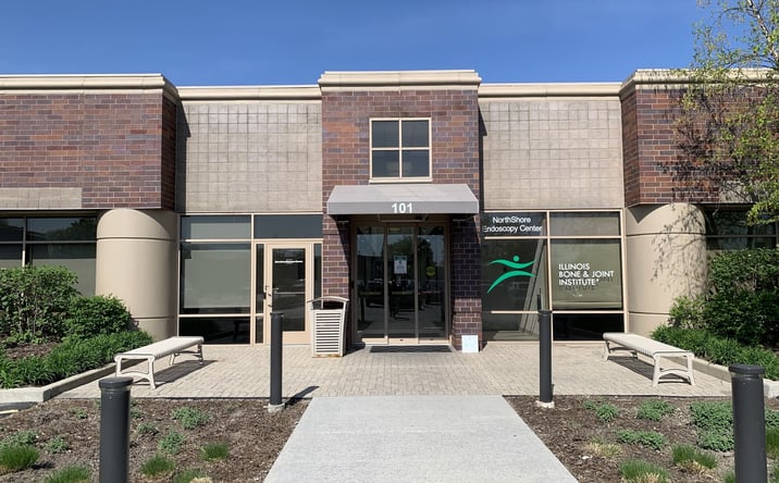 Pictures of Office property located at 101 Waukegan Rd, Lake Bluff, IL 60044 for lease - image #1