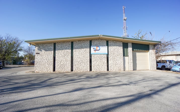 Pictures of Industrial property located at 1500 Chisholm Trail Rd, Round Rock, TX 78681 for lease - image #1
