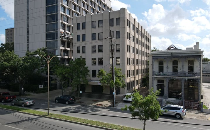 Pictures of Office property located at 1539 Jackson Ave, New Orleans, LA 70130 for lease - image #1