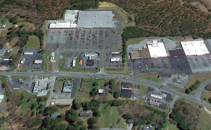 Pictures of Retail property located at 1551 S Main St, Blackstone, VA 23824 for lease - image #1