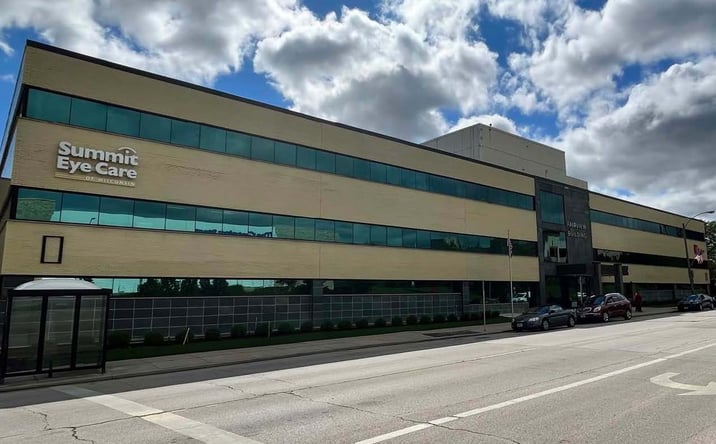 Pictures of Office property located at 10425 W North Ave, Wauwatosa, WI 53226 for lease - image #1