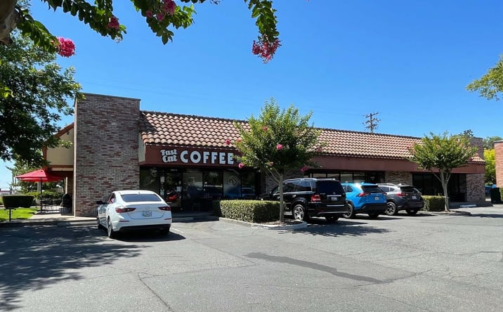 Pictures of Retail property located at 7901-7909 Fair Oaks Blvd, Carmichael, CA 95608 for lease - image #1