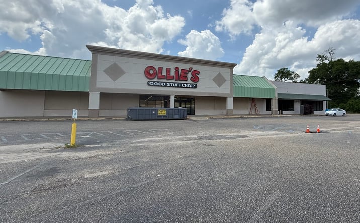 Pictures of Retail, Office, Special Purpose property located at 700 Westgate Plaza, Andalusia, AL 36420 for lease - image #1